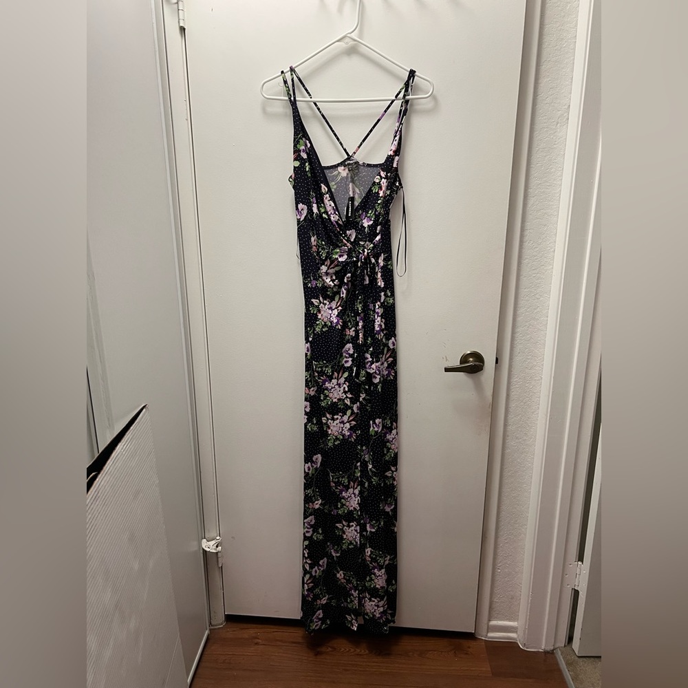 Express dress.        #831